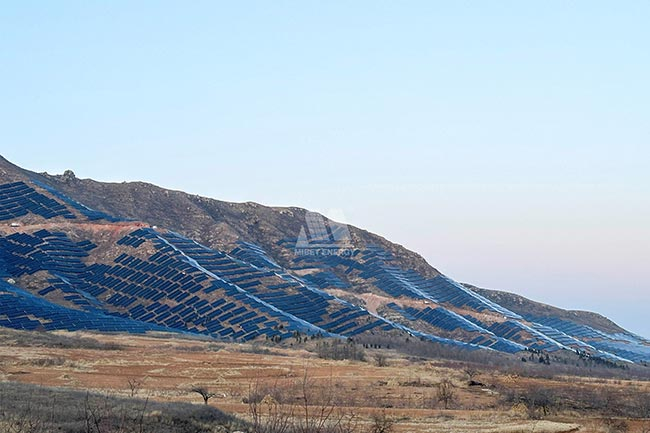 80MW光伏电站竣工！迈贝特辽宁山地支架建设项目顺利上网